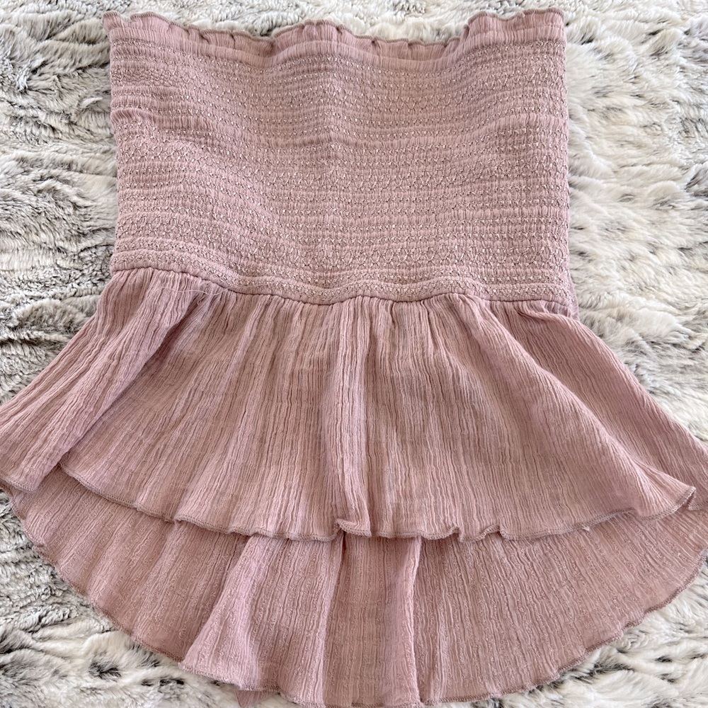 Free People open back ( bow) strapless short top . So cute ! New!